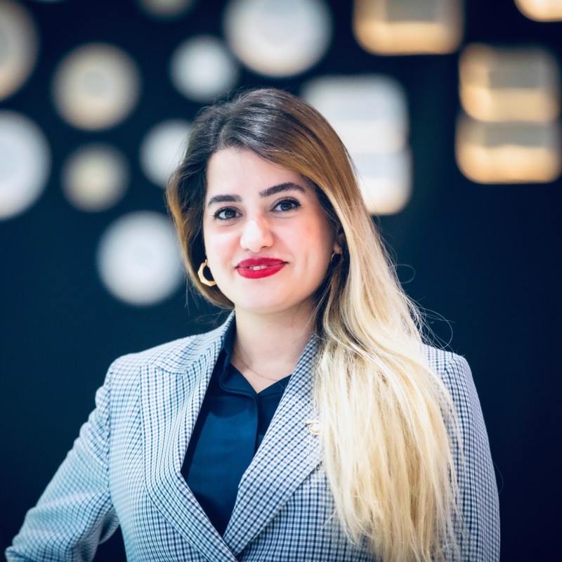 آزاده رحمتی‌زاده